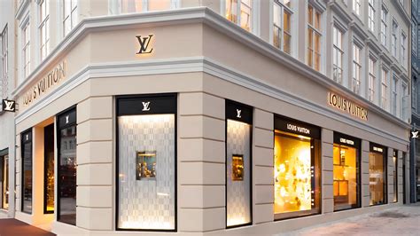 louis vuitton shop online prices|More.